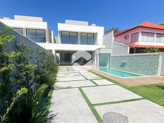 Casa com 340m² 5 quartos e 5 banheiros, à venda, no bairro Barra da Tijuca em Rio de Janeiro