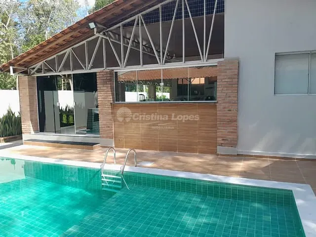 Casa com 750m² 3 quartos e 3 banheiros, à venda, no bairro Novo Uruguai em Teresina