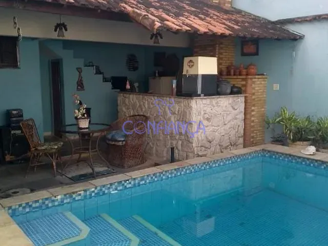 Casa com 225m² 3 quartos e 3 banheiros, à venda, no bairro Campo Grande em Rio de Janeiro