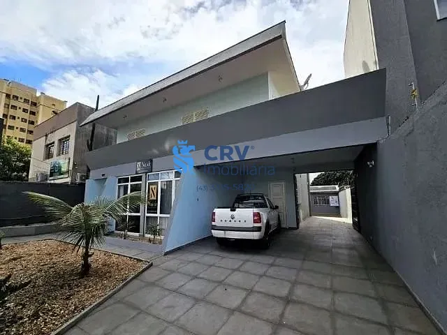 Casa com 550m² 4 quartos e 3 banheiros, à venda, no bairro Centro em Londrina