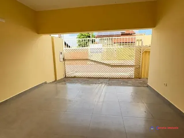 Casa 2 quartos e 2 banheiros, para alugar, no bairro Jardim Cangalha em Três Lagoas