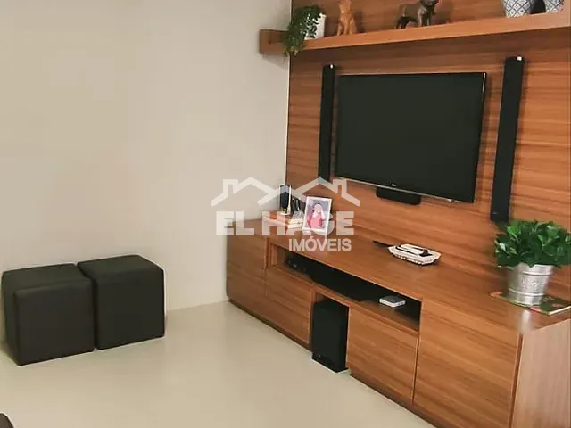 Casa com 450m² 3 quartos e 4 banheiros, à venda, no bairro Jardim Itália em Cuiabá
