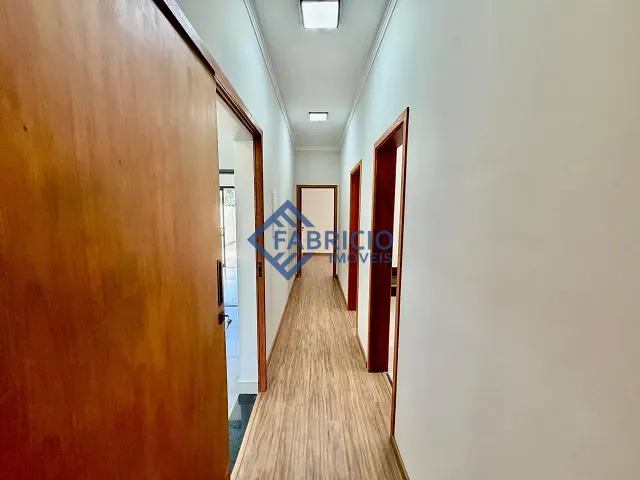 Casa 3 quartos e 2 banheiros, à venda, no bairro Bosque em Vinhedo
