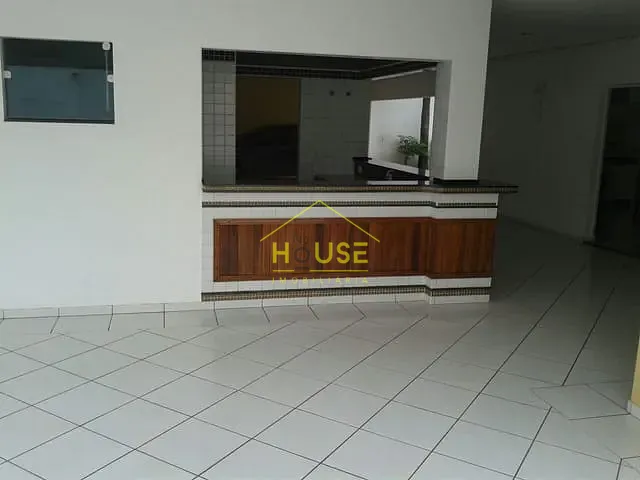 Casa com 696m² 4 quartos e 1 banheiro, à venda, no bairro Chácara das Paineiras em Votuporanga
