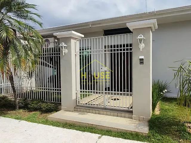 Casa com 696m² 4 quartos e 1 banheiro, à venda, no bairro Chácara das Paineiras em Votuporanga