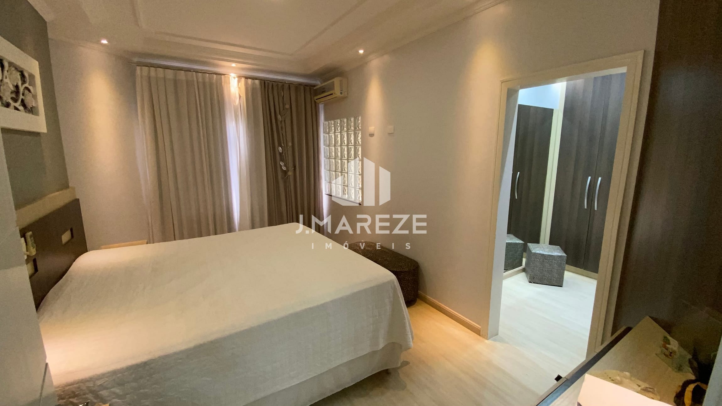 Casa à venda com 2 quartos, 196m² - Foto 8