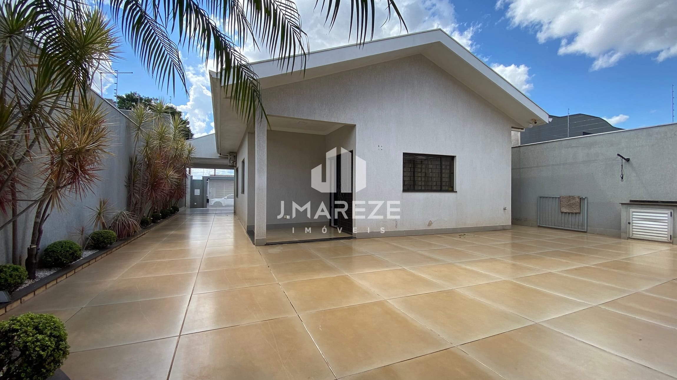 Casa à venda com 2 quartos, 196m² - Foto 12