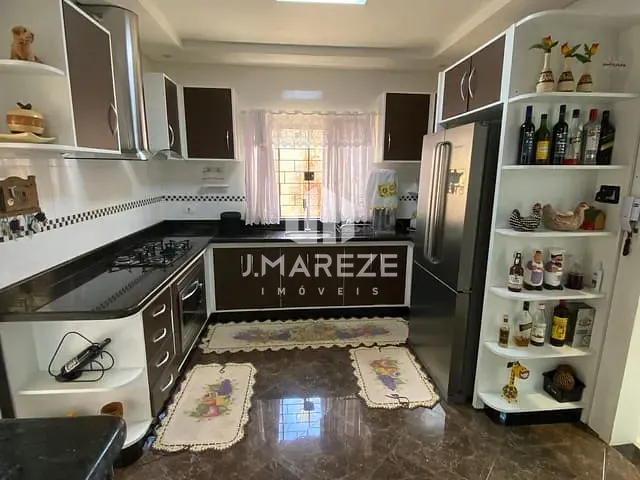 Casa 2 quartos e 3 banheiros, à venda, no bairro Jardim Catuaí em Apucarana