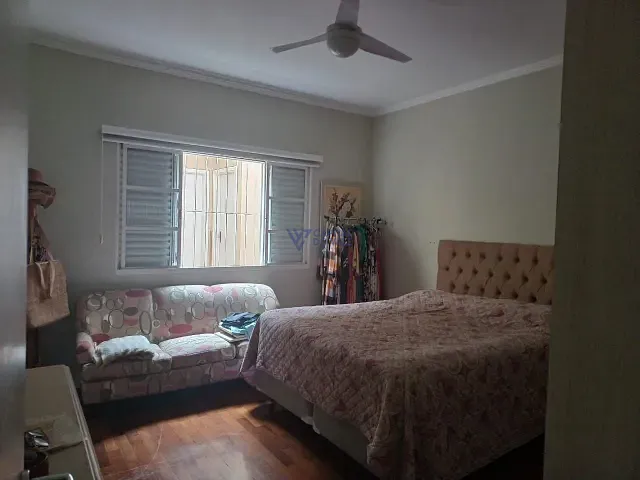 Casa com 250m² 4 quartos e 3 banheiros, à venda, no bairro Jardim das Indústrias em São José dos Campos