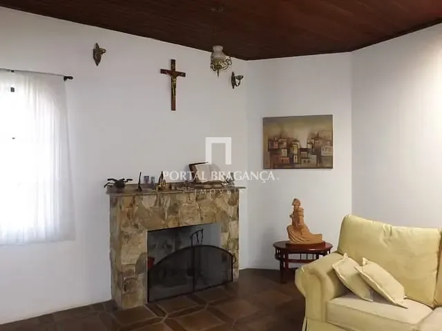 Casa com 250m² 4 quartos e 3 banheiros, à venda, no bairro Jardim Europa em Bragança Paulista