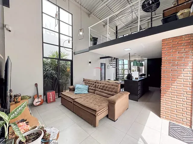 Casa com 252m² 3 quartos e 2 banheiros, à venda, no bairro Jardim Bela Itália em Cambé