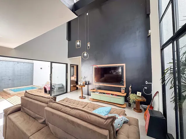 Casa com 252m² 3 quartos e 2 banheiros, à venda, no bairro Jardim Bela Itália em Cambé