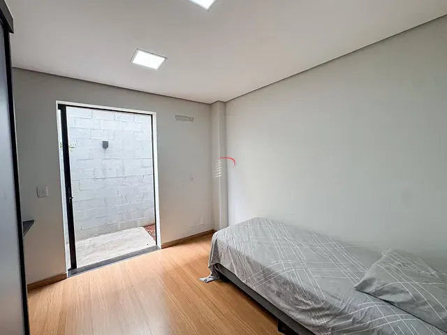Casa com 252m² 3 quartos e 2 banheiros, à venda, no bairro Jardim Bela Itália em Cambé