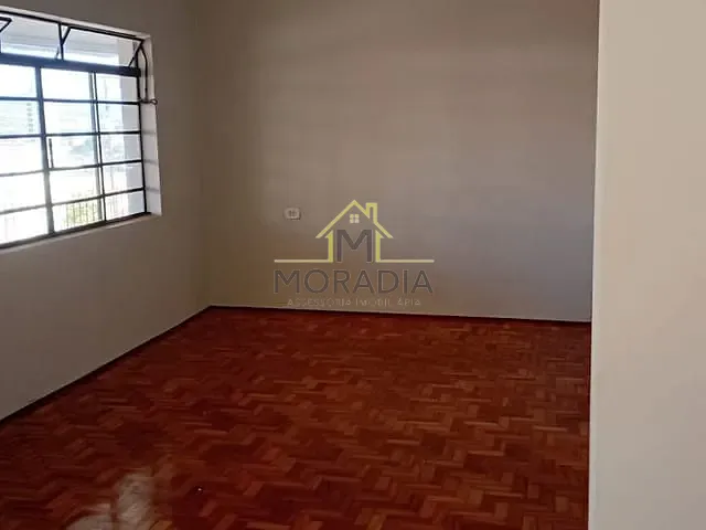 Casa 3 quartos e 2 banheiros, para alugar, no bairro Vila Meziara em Guaxupé