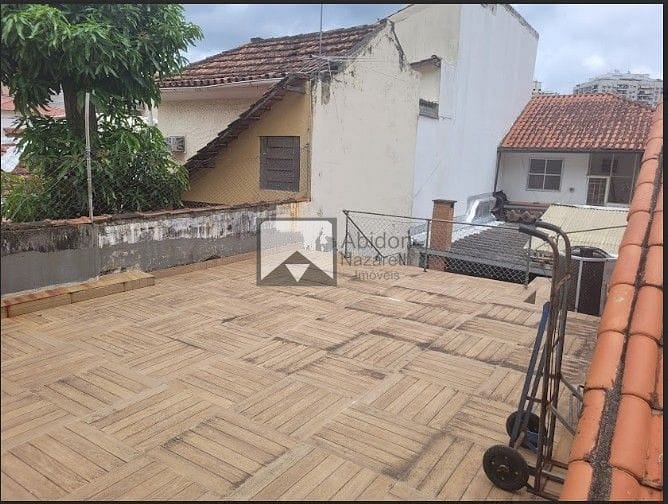 Casa à venda com 4 quartos, 150m² - Foto 35