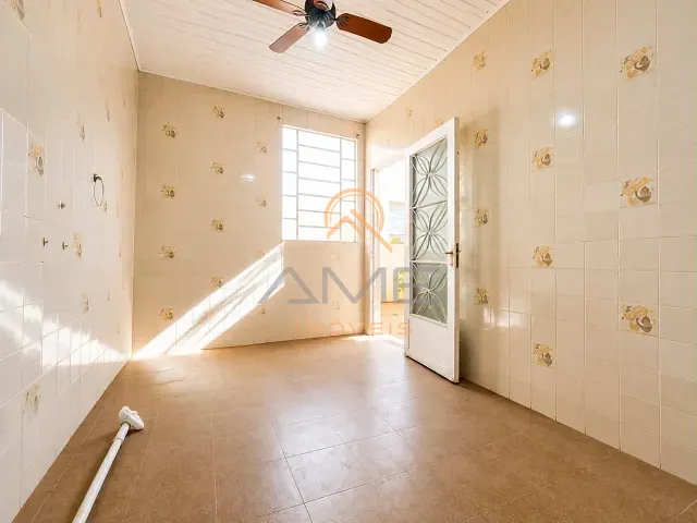 Casa 3 quartos e 2 banheiros, à venda, no bairro Centro em Pelotas