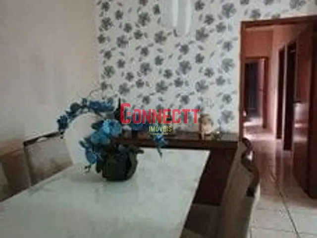 Casa com 150m² 3 quartos e 2 banheiros, à venda, no bairro Jardim Diva Tarla de Carvalho em Ribeirão Preto