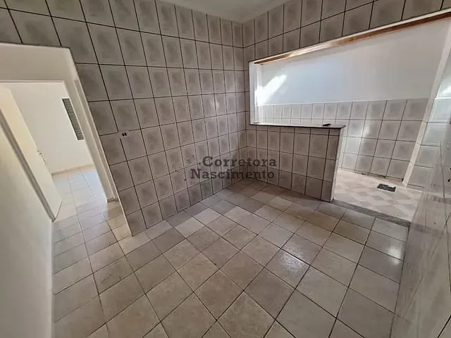 Casa com 150m² 2 quartos e 1 banheiro, à venda, no bairro Bandeira Branca II em Jacareí