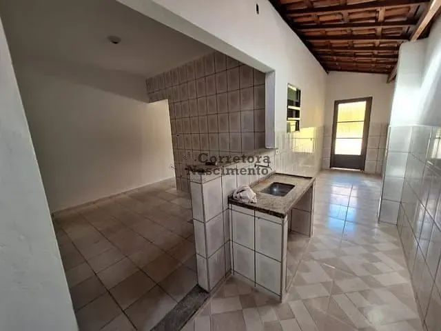 Casa com 150m² 2 quartos e 1 banheiro, à venda, no bairro Bandeira Branca II em Jacareí