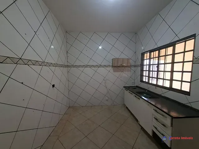 Casa com 225m² 1 quarto e 1 banheiro, à venda, no bairro Jardim Carandá em Três Lagoas