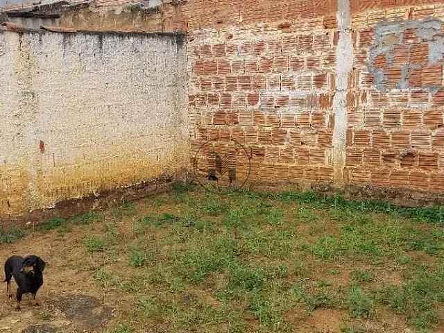 Casa 2 quartos e 1 banheiro, à venda, no bairro Santa Luzia em Guaratinguetá
