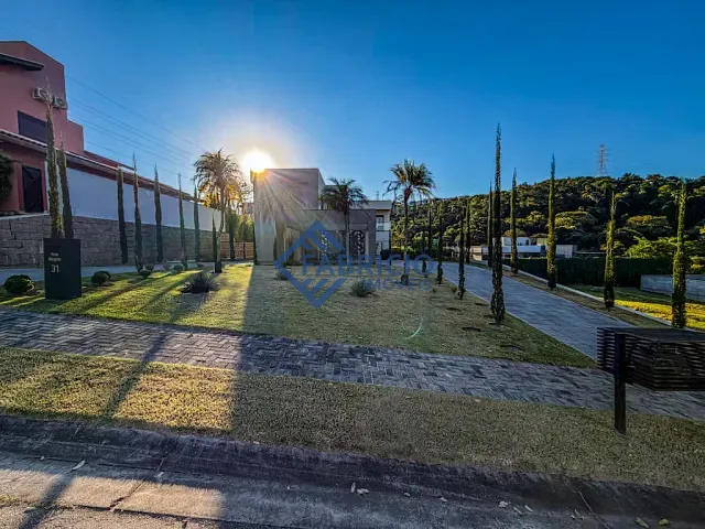 Casa 4 quartos e 6 banheiros, à venda, no bairro Monte Alegre em Vinhedo