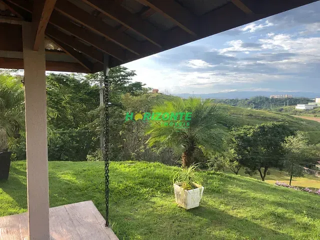 Casa com 1236m² 4 quartos e 4 banheiros, à venda ou para alugar, no bairro Parque Mirante Do Vale em Jacareí
