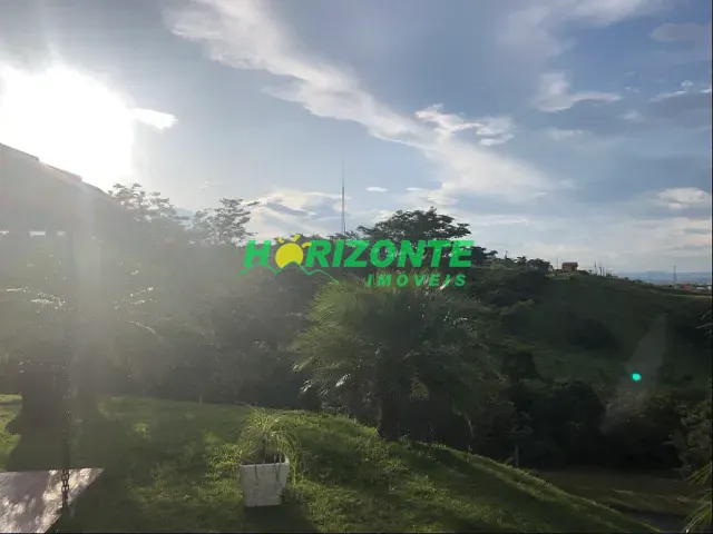 Casa com 1236m² 4 quartos e 4 banheiros, à venda ou para alugar, no bairro Parque Mirante Do Vale em Jacareí