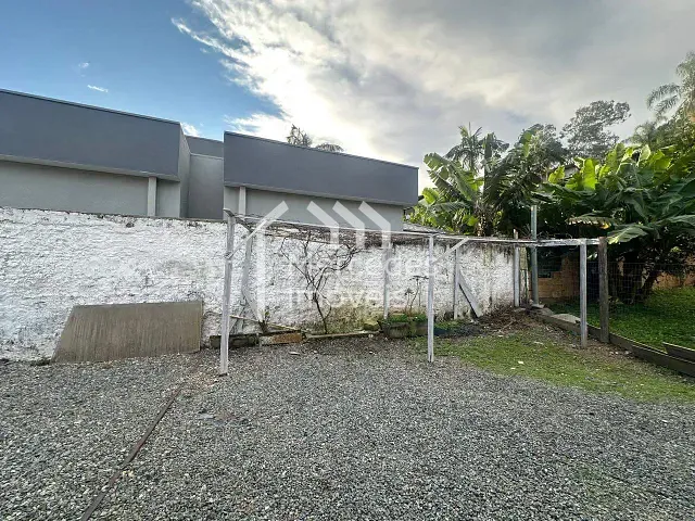 Casa 2 quartos e 2 banheiros, à venda, no bairro Fazendinha em Itajaí