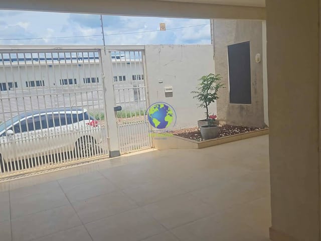Casa com 200m² 3 quartos e 2 banheiros, à venda, no bairro Morada da Serra em Cuiabá
