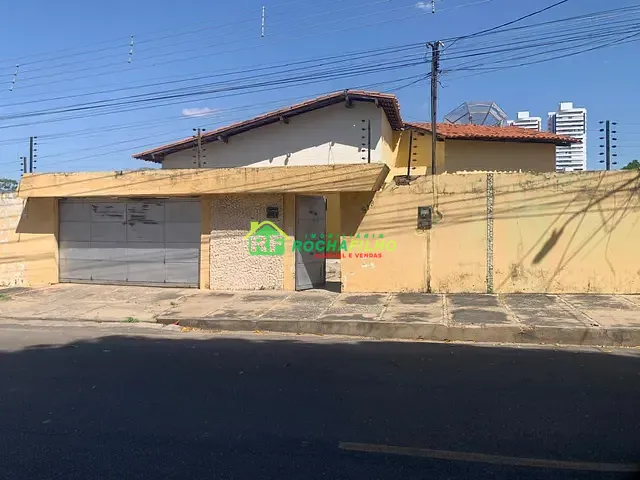 Casa com 900m² 3 quartos e 3 banheiros, para alugar, no bairro São Cristóvão em Teresina