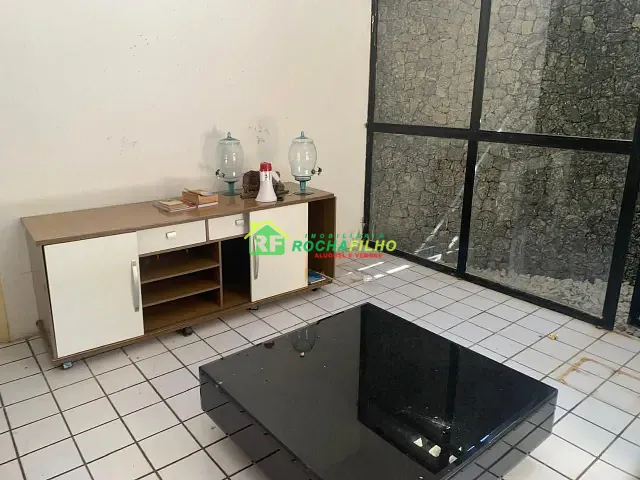 Casa com 900m² 3 quartos e 3 banheiros, para alugar, no bairro São Cristóvão em Teresina