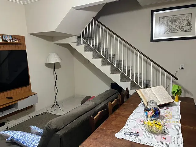 Casa 2 quartos e 3 banheiros, à venda, no bairro Casa de Pedra em Volta Redonda