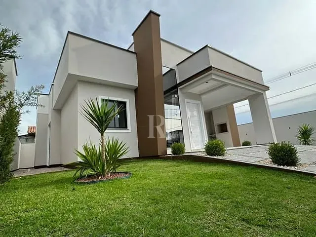Casa com 252m² 3 quartos e 3 banheiros, à venda, no bairro Areias em Tijucas