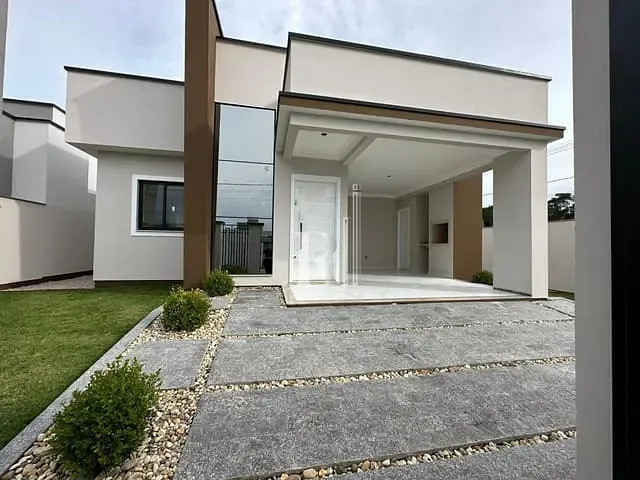 Casa com 252m² 3 quartos e 3 banheiros, à venda, no bairro Areias em Tijucas