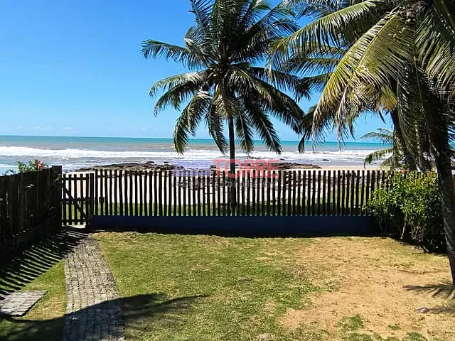 Casa com 379m² 3 quartos e 2 banheiros, à venda, no bairro Olivença em Ilhéus
