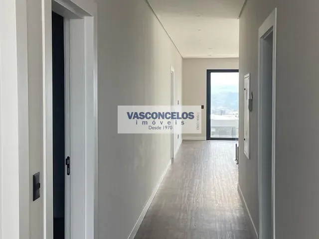 Casa com 483m² 5 quartos e 8 banheiros, à venda, no bairro Condomínio Residencial Alphaville em São José dos Campos