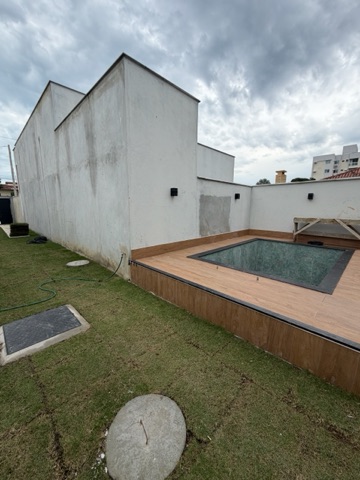 Casa com 150m² 3 quartos e 2 banheiros, à venda, no bairro Cidade Praiana em Rio das Ostras
