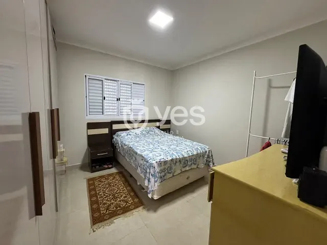 Casa 3 quartos e 2 banheiros, à venda, no bairro Residencial Camuá em Araxá