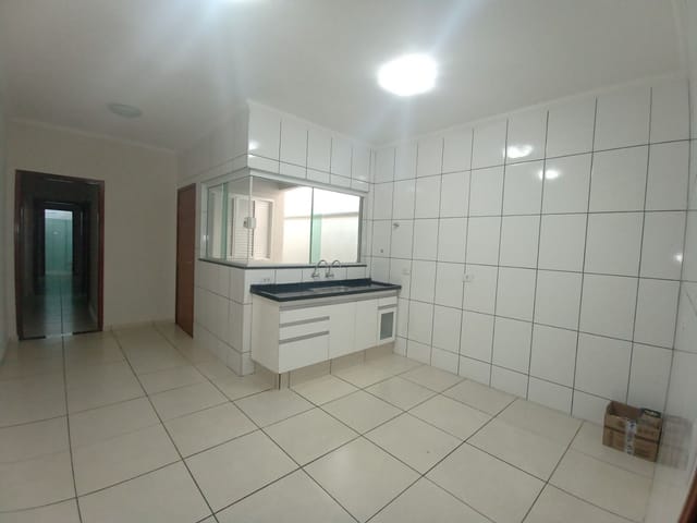 Casa com 125m², para alugar, no bairro Jardim dos Reis em São João da Boa Vista