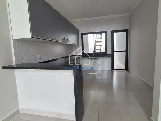 Casa com 176m² 3 quartos e 1 banheiro, à venda, no bairro Loteamento Santa Clara em Pindamonhangaba