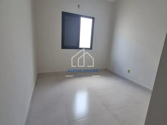 Casa com 176m² 3 quartos e 1 banheiro, à venda, no bairro Loteamento Santa Clara em Pindamonhangaba