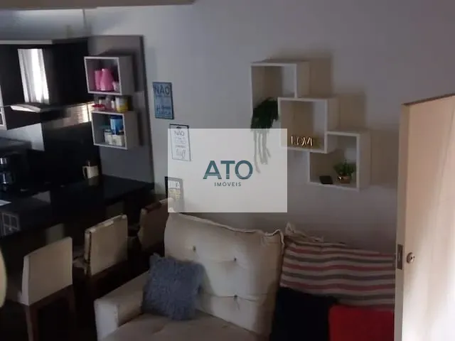 Casa 2 quartos e 2 banheiros, à venda, no bairro centro em Tijucas