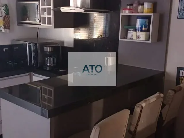 Casa 2 quartos e 2 banheiros, à venda, no bairro centro em Tijucas