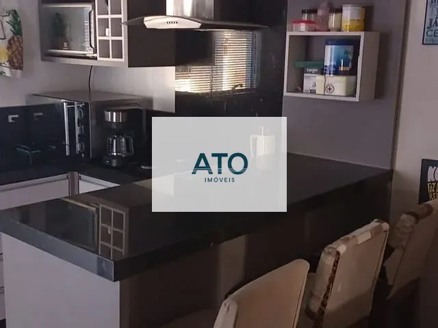 Casa 2 quartos e 2 banheiros, à venda, no bairro centro em Tijucas
