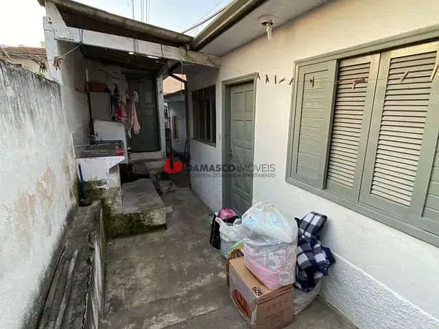 Casa com 239m² 2 quartos e 1 banheiro, à venda, no bairro Osvaldo Cruz em São Caetano do Sul