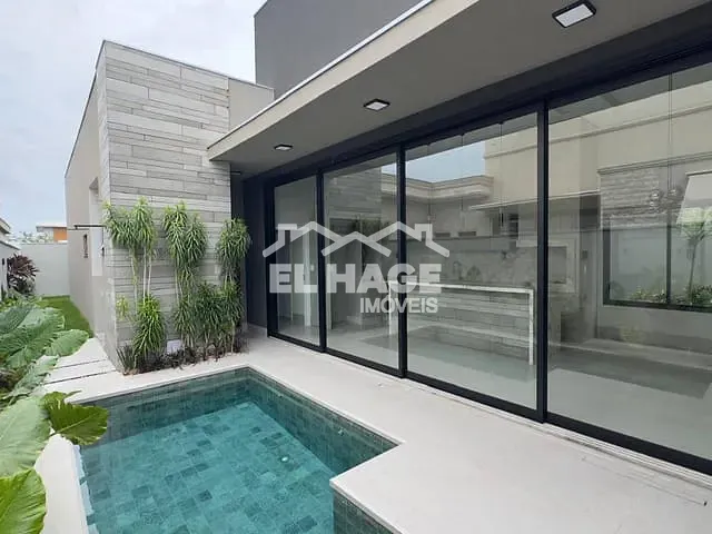 Casa com 300m² 3 quartos e 5 banheiros, à venda, no bairro Jardim Itália em Cuiabá