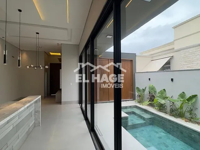 Casa com 300m² 3 quartos e 5 banheiros, à venda, no bairro Jardim Itália em Cuiabá