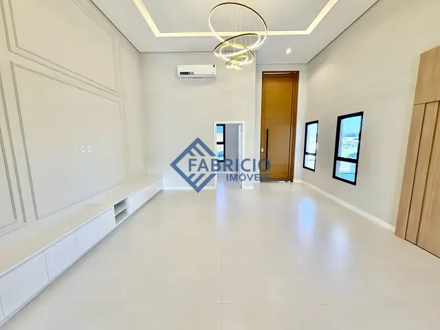 Casa 3 quartos e 3 banheiros, à venda ou para alugar, no bairro Jardim Vista Alegre em Paulínia