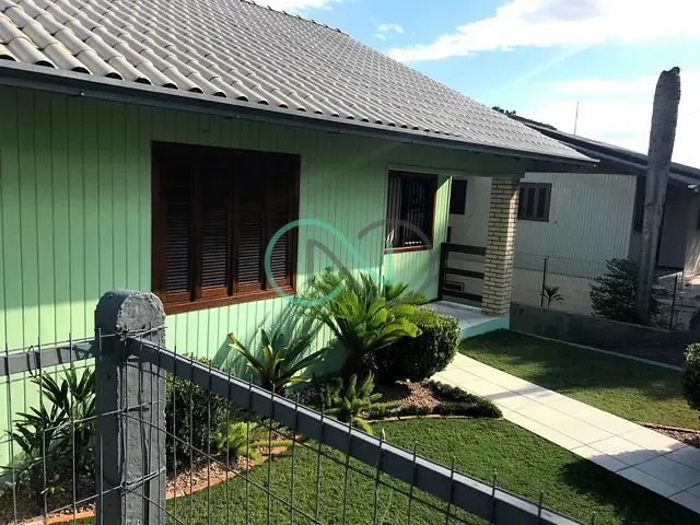 Casa com 300m² 2 quartos e 1 banheiro, à venda, no bairro centro em Parobé